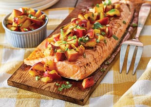 /content/dam/empire/safeway/assets/images/uploads/2025/05/Planked-Salmon.jpg