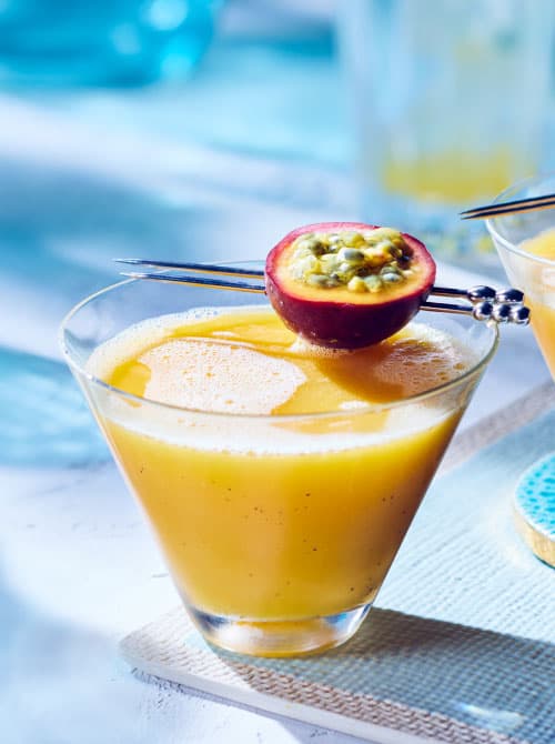 /content/dam/empire/safeway/assets/images/uploads/2024/04/yellow-passionfruit-cocktail.jpg