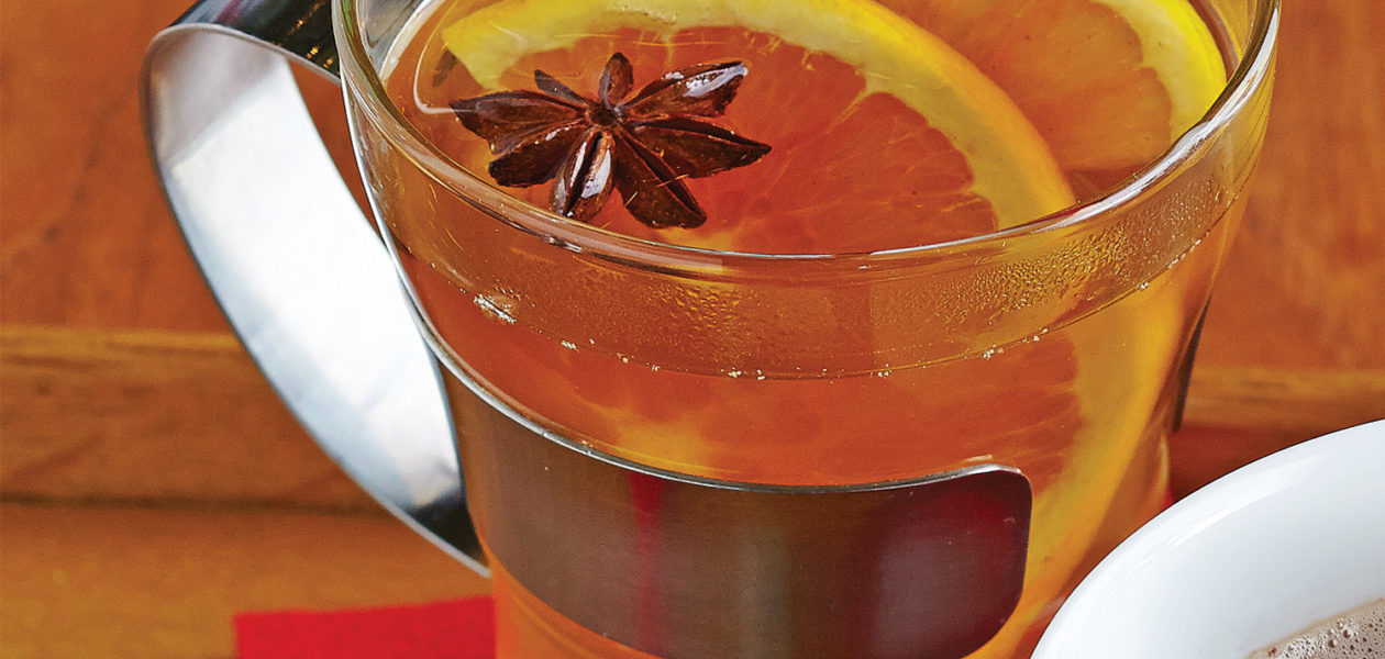 Orange-Spice Mulled Apple Cider